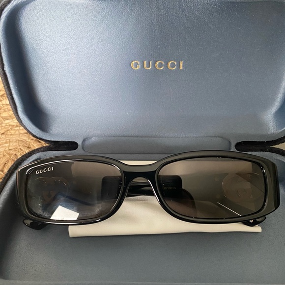 Gucci Accessories - Gucci Sunglasses in Black with Gold Detail